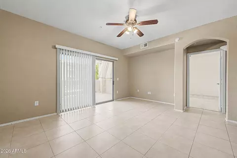 920 E Devonshire Ave #2024, Phoenix, AZ 85014 photo 4