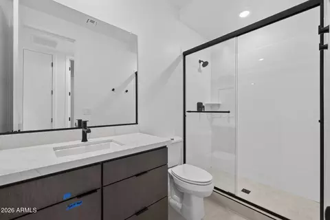 Bath - 10261 E Unity Ave, Mesa, AZ 85212 photo 2 of 2