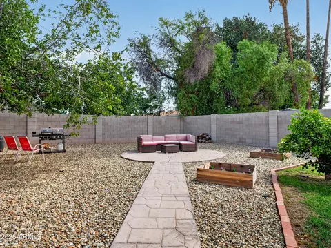 Exterior - 524 E Millett Ave, Mesa, AZ 85204 photo 7 of 9