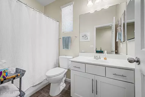 Bath - 7403 E Osage Ave, Mesa, AZ 85212 photo 2 of 3