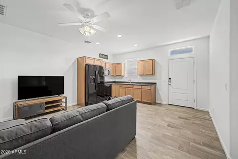 Entry Way - 7403 E Osage Ave, Mesa, AZ 85212 photo 2 of 2