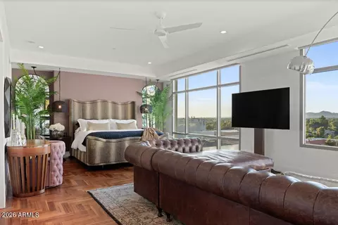 Bedroom - 2211 E Camelback Rd #902, Phoenix, AZ 85016 photo 1 of 4