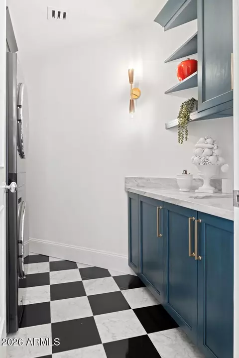 Other - 2211 E Camelback Rd #902, Phoenix, AZ 85016 photo 7 of 12