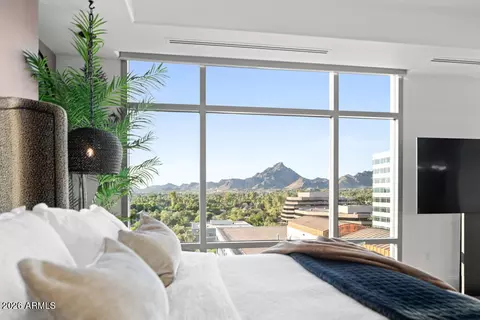 Bedroom - 2211 E Camelback Rd #902, Phoenix, AZ 85016 photo 3 of 4