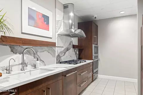 Kitchen - 2211 E Camelback Rd #902, Phoenix, AZ 85016 photo 5 of 5