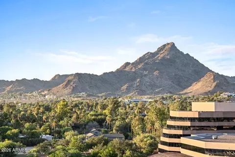 View/Area - 2211 E Camelback Rd #902, Phoenix, AZ 85016 photo 1 of 3