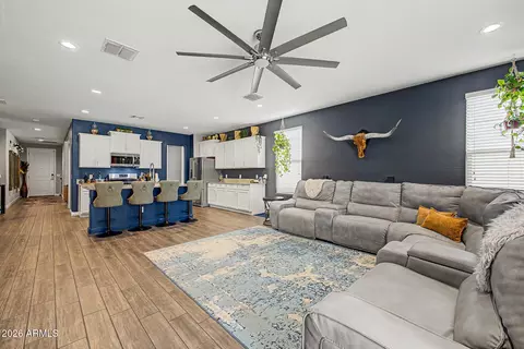 35871 N Loemann Dr, San Tan Valley, AZ 85143