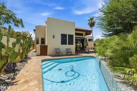 Exterior - 2012 E Northview Ave, Phoenix, AZ 85020 photo 8 of 11