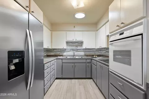 Kitchen - 5415 E Decatur St, Mesa, AZ 85205 photo 3 of 5