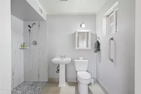 Bath - 5415 E Decatur St, Mesa, AZ 85205 photo 3 of 3