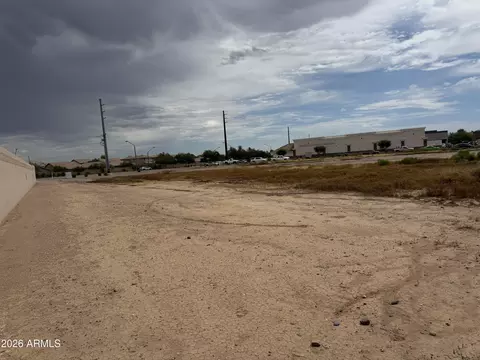 1358 E Motorplex Loop #2G, Gilbert, AZ 85297 photo 3