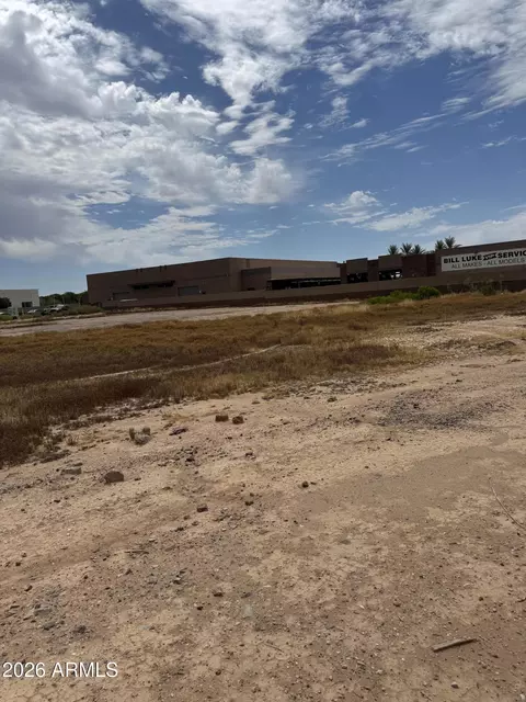1358 E Motorplex Loop #2G, Gilbert, AZ 85297 photo 4
