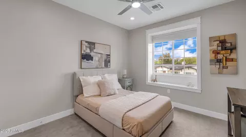 Bedroom - 3913 E Devonshire Ave, Phoenix, AZ 85018 photo 5 of 7
