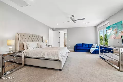 Bedroom - 3913 E Devonshire Ave, Phoenix, AZ 85018 photo 1 of 11