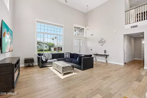 Living - 3913 E Devonshire Ave, Phoenix, AZ 85018 photo 1 of 3