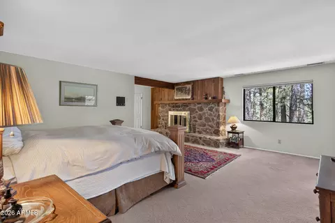 Bedroom - 5135 E Hickory Dr, Flagstaff, AZ 86004 photo 4 of 5