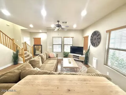 Living - 3863 E Jasper Dr, Gilbert, AZ 85296 photo 3 of 4