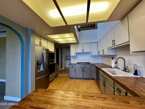 Kitchen - 635 Clark St, Jerome, AZ 86331 photo 1 of 1