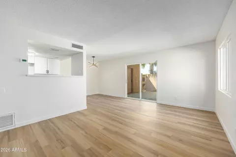 Living - 4721 E Jones Ave, Phoenix, AZ 85040 photo 3 of 3