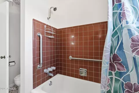 5517 E Avalon Dr, Phoenix, AZ 85018 photo 31