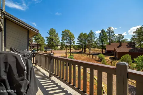 Exterior - 2266 Spitfire Cir, Overgaard, AZ 85933 photo 6 of 8