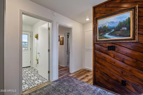 Entry Way - 2266 Spitfire Cir, Overgaard, AZ 85933 photo 1 of 3