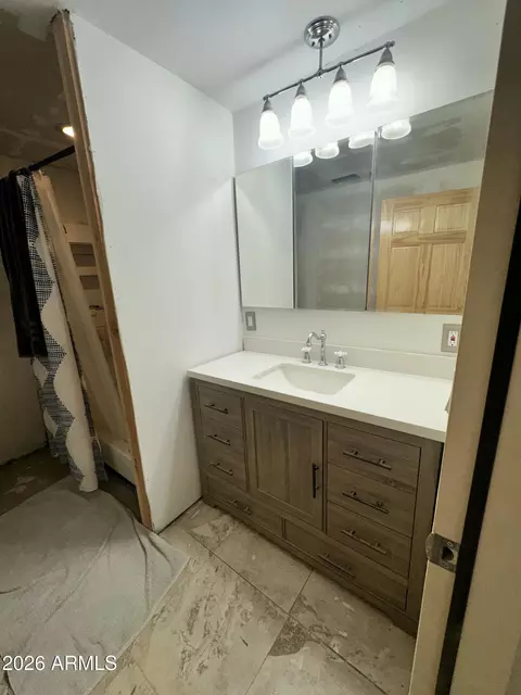 Bath - 140 W Martin Rd, Coolidge, AZ 85128 photo 5 of 12