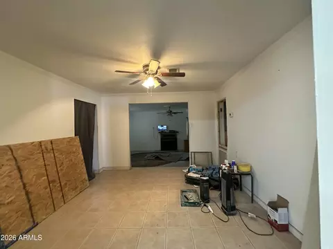 Living - 140 W Martin Rd, Coolidge, AZ 85128 photo 3 of 6