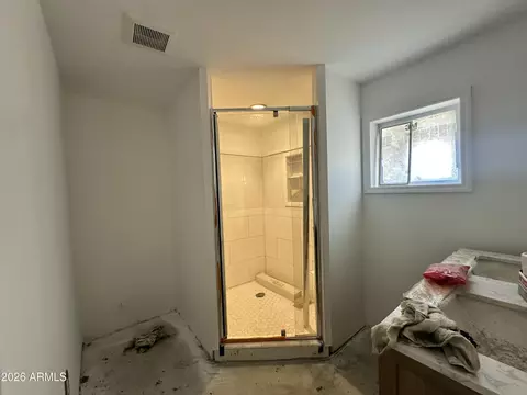 Bath - 140 W Martin Rd, Coolidge, AZ 85128 photo 6 of 12