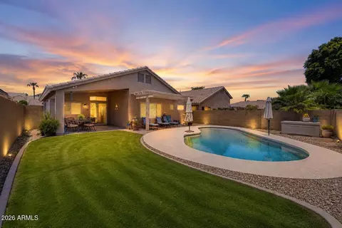 4731 E South Fork Dr, Phoenix, AZ 85044 photo 9