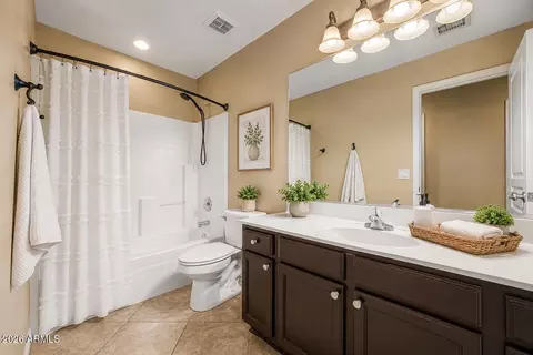 4731 E South Fork Dr, Phoenix, AZ 85044 photo 8