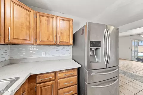 Kitchen - 1831 W 3rd Pl, Mesa, AZ 85201 photo 5 of 5