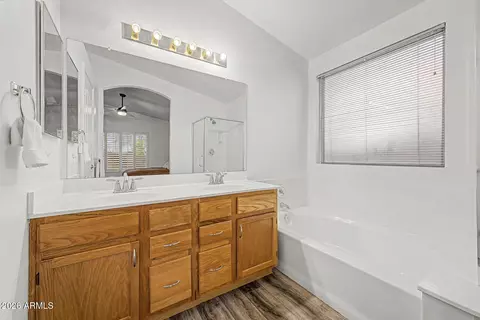 Bath - 2019 E Glenhaven Dr, Phoenix, AZ 85048 photo 2 of 4