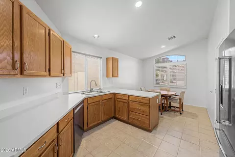Kitchen - 2019 E Glenhaven Dr, Phoenix, AZ 85048 photo 5 of 5