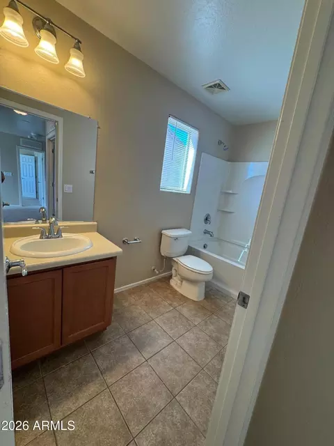 Bath - 4732 W Lemon Ave, Coolidge, AZ 85128 photo 2 of 3