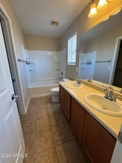 Bath - 4732 W Lemon Ave, Coolidge, AZ 85128 photo 3 of 3