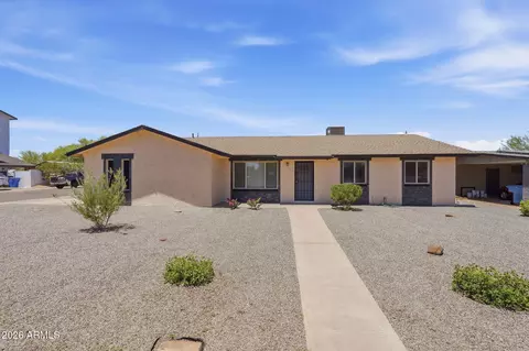 Exterior - 2826 E Cactus Rd, Phoenix, AZ 85032 photo 1 of 4