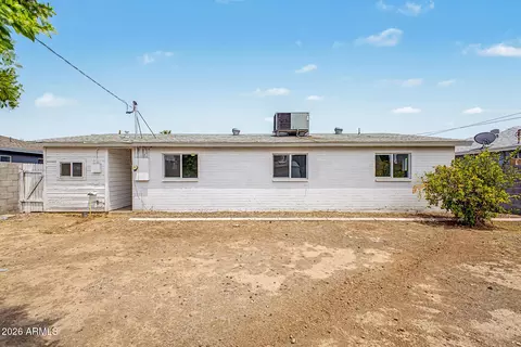 Exterior - 3152 N 24th Dr, Phoenix, AZ 85015 photo 2 of 5
