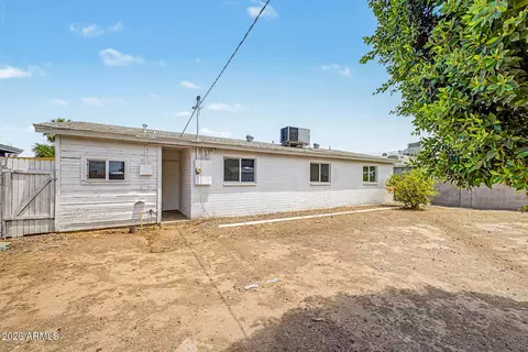 Exterior - 3152 N 24th Dr, Phoenix, AZ 85015 photo 1 of 5