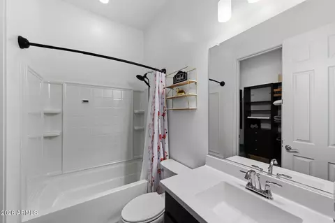 Bath - 9932 E Rotation Dr, Mesa, AZ 85212 photo 1 of 4