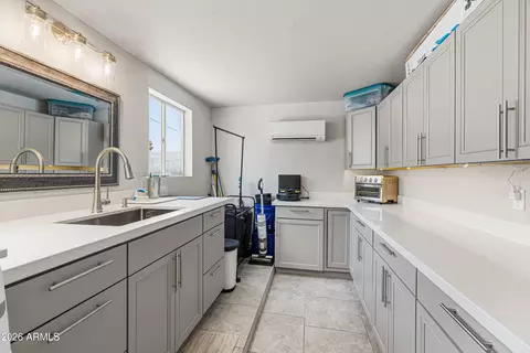 Other - 2913 W Madras Ln, Phoenix, AZ 85053 photo 4 of 8
