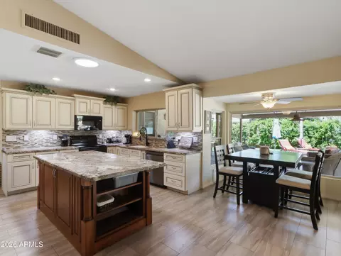Kitchen - 4516 E Ludlow Dr, Phoenix, AZ 85032 photo 2 of 3