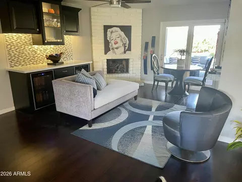 Living - 2138 Evans Dr, Phoenix, AZ 85022 photo 1 of 2