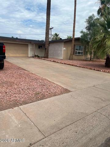 6654 W Orange Dr, Glendale, AZ 85301