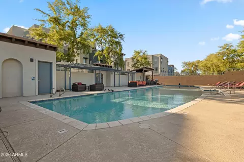 Exterior - 610 E Roosevelt St #148, Phoenix, AZ 85004 photo 6 of 7