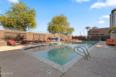 Exterior - 610 E Roosevelt St #148, Phoenix, AZ 85004 photo 4 of 7