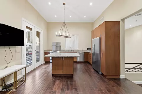 Kitchen - 610 E Roosevelt St #148, Phoenix, AZ 85004 photo 4 of 5