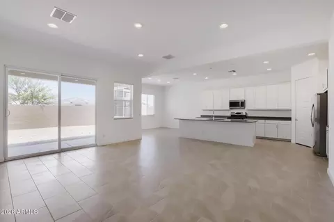 Living - 25489 N 167th Ln, Surprise, AZ 85387 photo 1 of 2