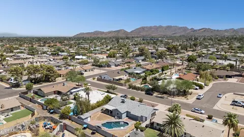 View/Area - 2922 E Altadena Ave, Phoenix, AZ 85028 photo 3 of 4