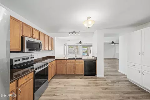 Kitchen - 11412 E Quicksilver Ave, Mesa, AZ 85212 photo 2 of 2